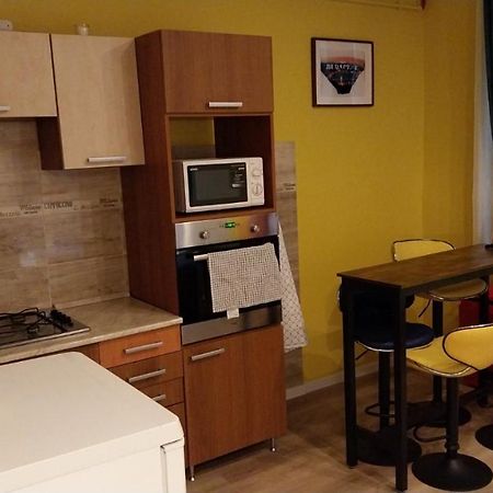 Yellow Blue Apartment บูดาเปสต์ ภายนอก รูปภาพ